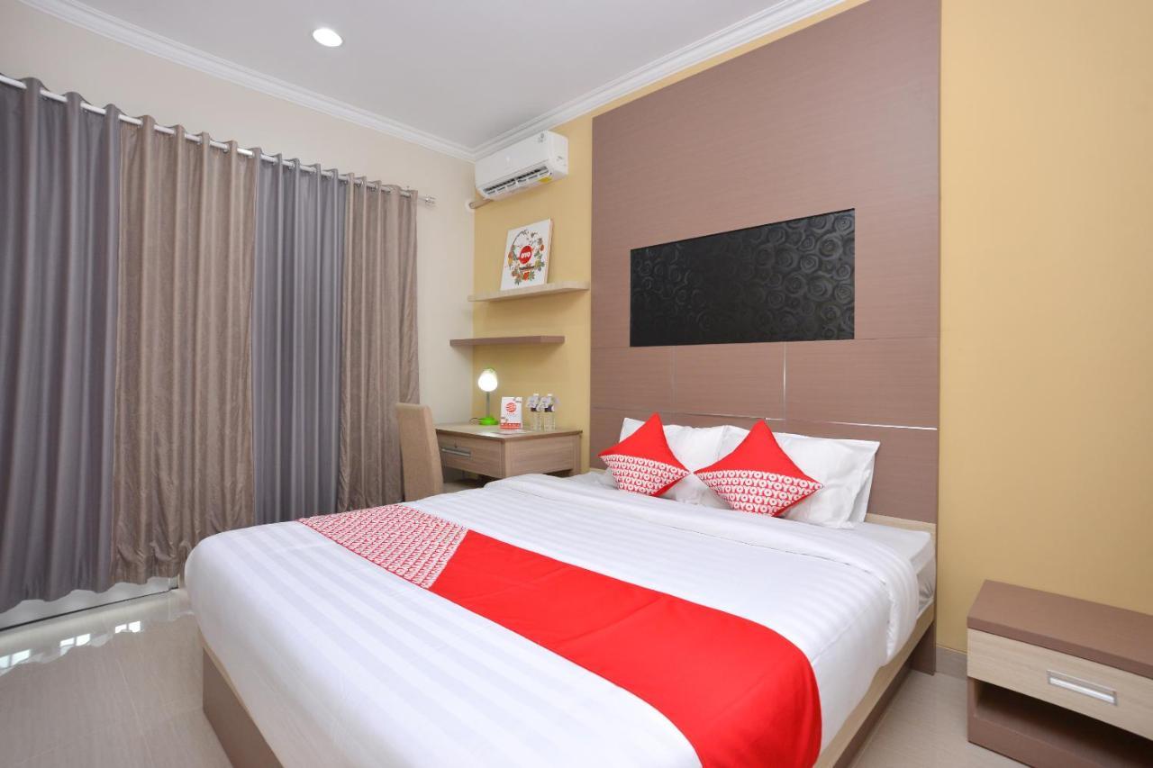 Oyo 583 Puri Gejayan Asri Syariah Hotel Kejayan Exterior photo